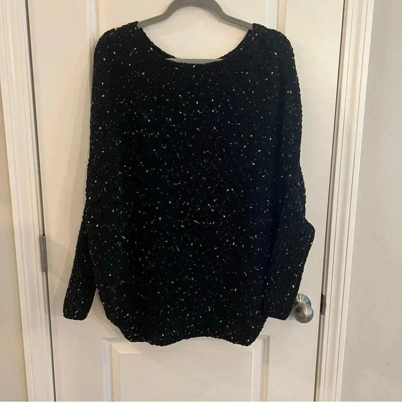 Hyfve Women’s Sweater Sz Small $5 - Picture 2 of 5